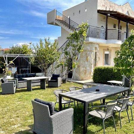 Villa Irina, Nea Potidea Kassandra Beach Экстерьер фото
