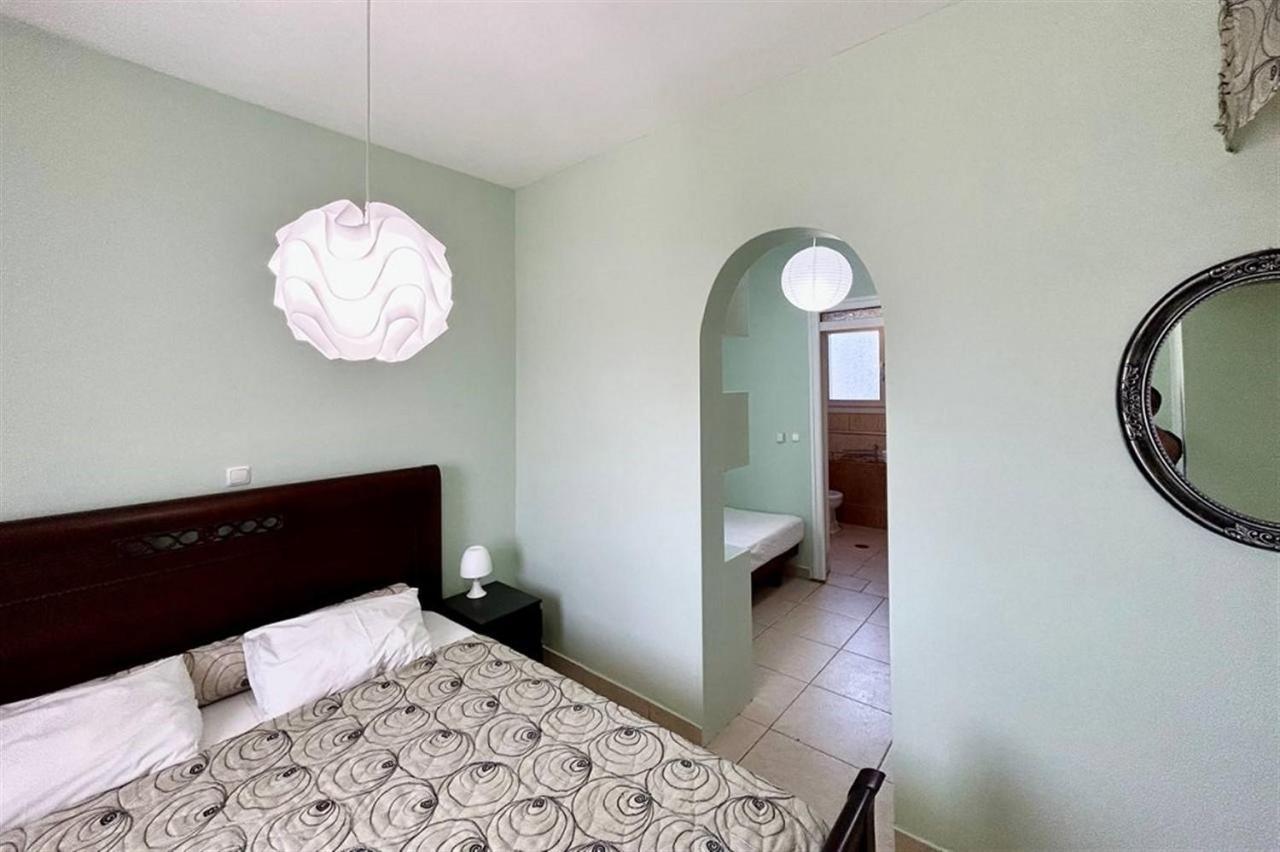 Villa Irina, Nea Potidea Kassandra Beach Экстерьер фото