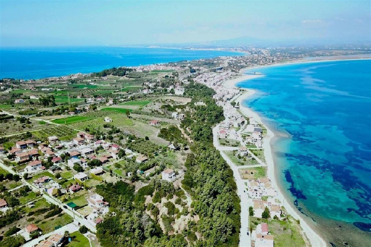 Villa Irina, Nea Potidea Kassandra Beach Экстерьер фото