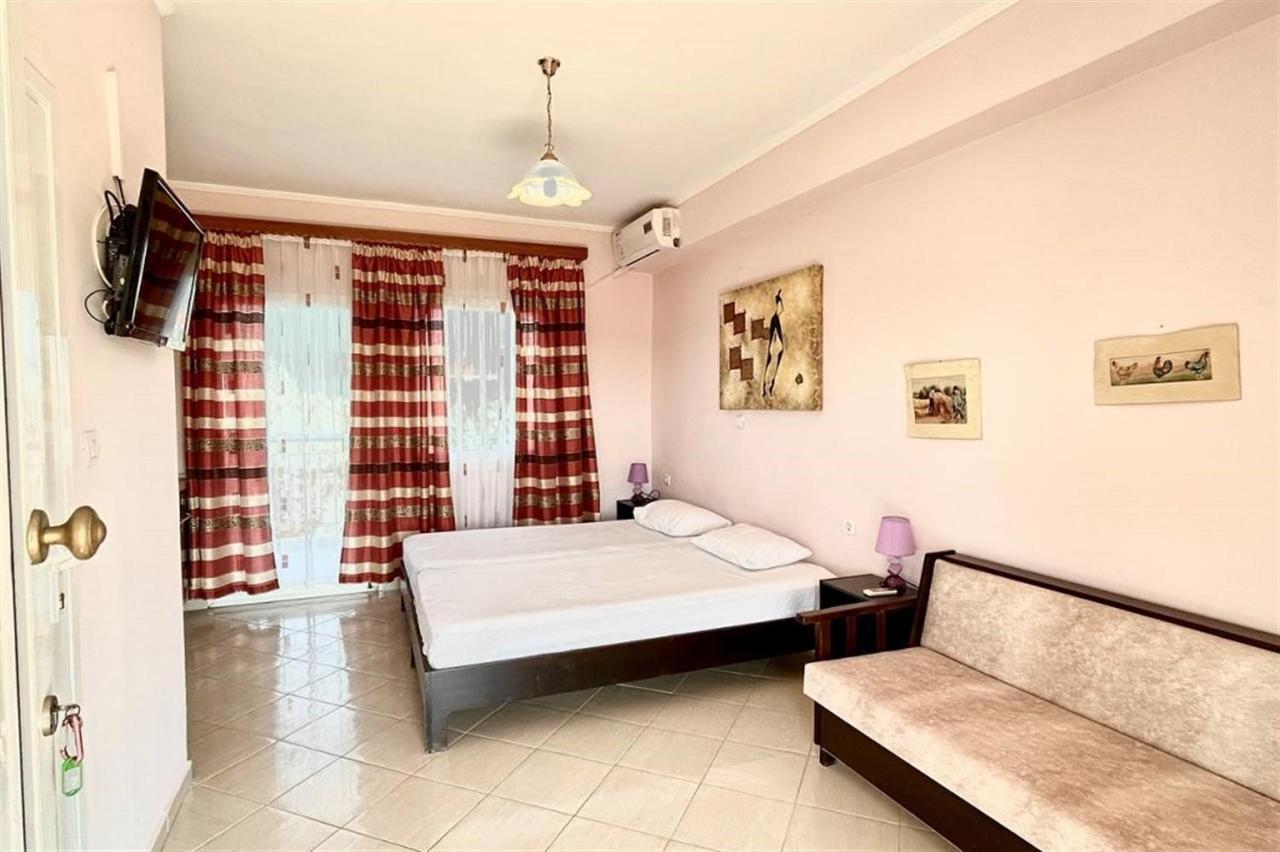 Villa Irina, Nea Potidea Kassandra Beach Экстерьер фото