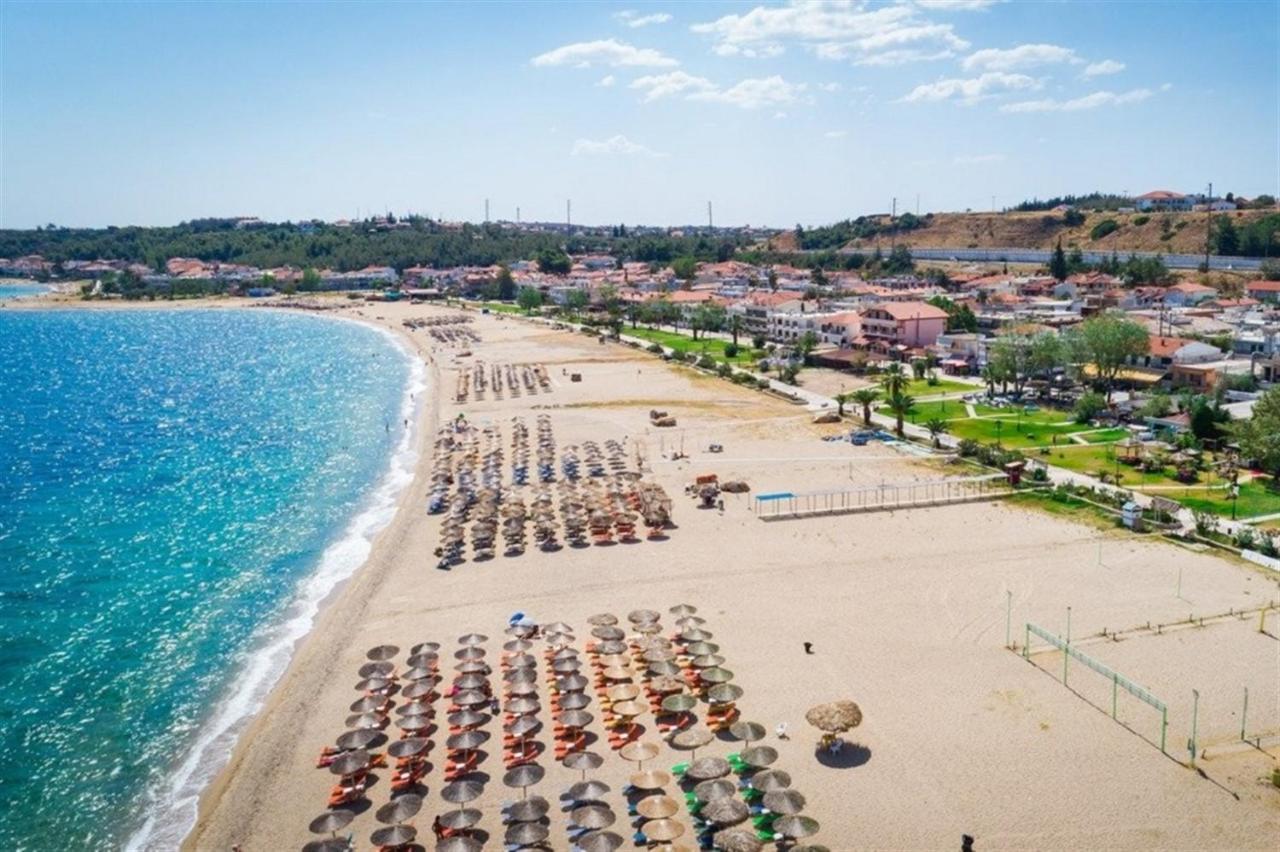 Villa Irina, Nea Potidea Kassandra Beach Экстерьер фото